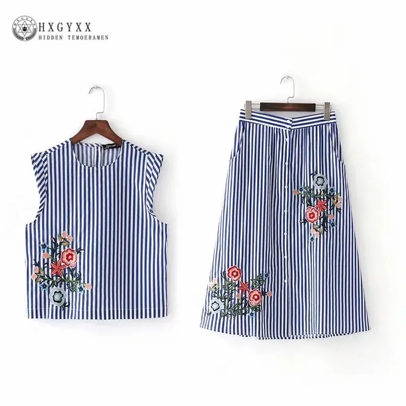 Женский комплект: укороченный топ и юбка новый жилет с вышивкой + винтажная на