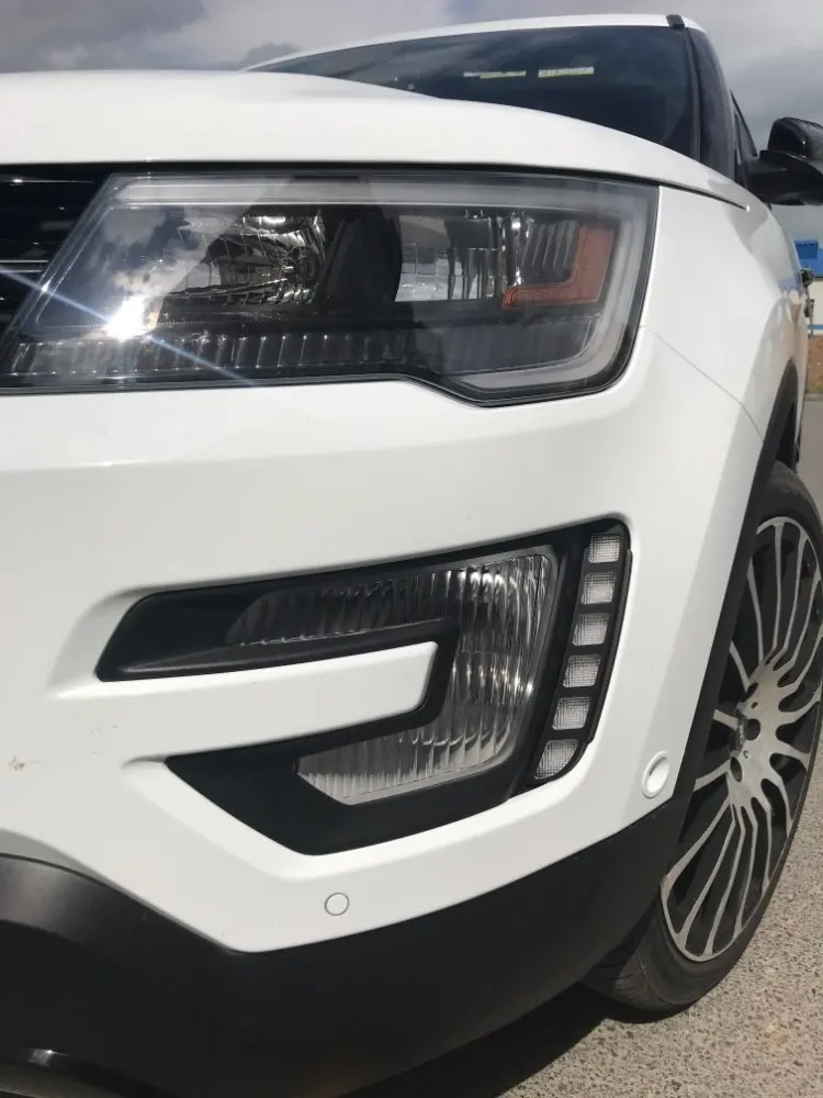 Для Ford Explorer светодиодный автомобильный DRL 12 в дневной ходовой светильник, Дневной светильник, противотуманная фара с поворотным сигналом и затемнением