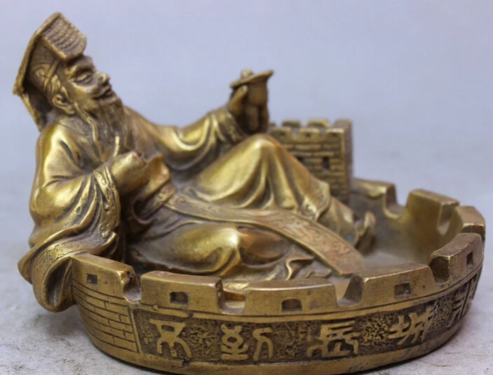 Песня voge Gem S4985 китайский латунный Happy Qin Shi Huang Hold Cup Overlie Great Wall Statue пепельница|ashtray