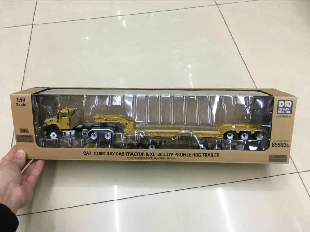 Cat CT660 дневной трактор для кабины и XL 120 низкопрофильный прицеп Hdg 1:50 бренд DieCast