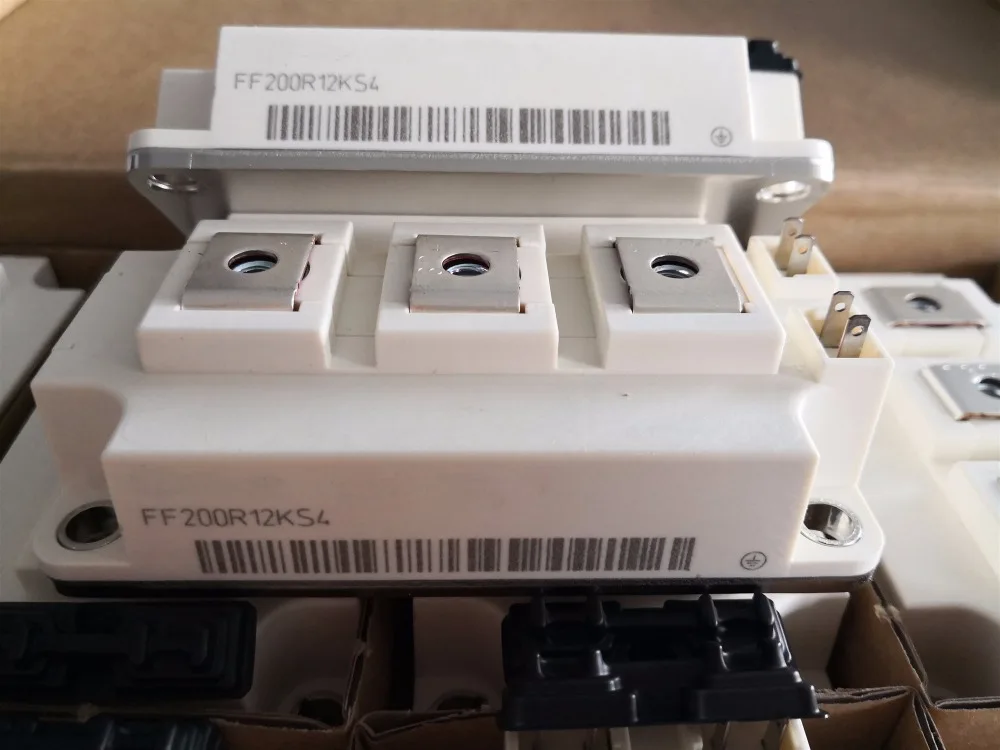 FF300R12KS4 FF200R12KS4 BSM150GB120DN2 FF100R12KS4 BSM120GB120DN2 модуль | Электроника