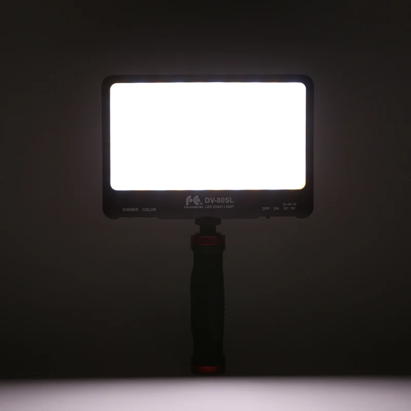 Pаспродажа Falcon Eyes светодиодный Camera Beauty Fill светильник 15W Bi-Color для видеокамеры Портативный тонкий видео свет с ручным держателем DV-80SL Kit