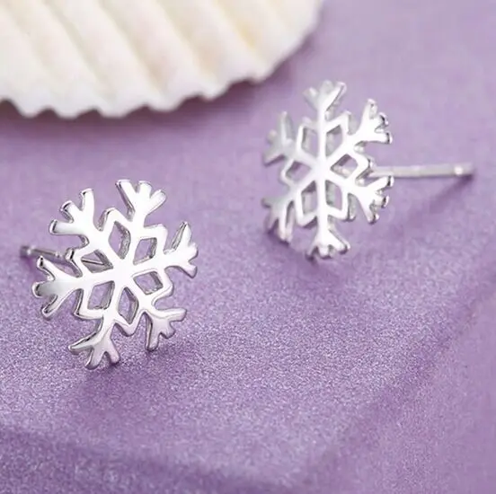 

New Product Launch Distribution,2020 New Fashion Earrings Cute Snow Earrings Simple Hollow Wild Lady Earrings Jewelry Wholesale