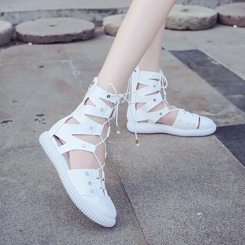 2019 г. римские гладиаторы сандалии на завязках женские плоской подошве с ремешком