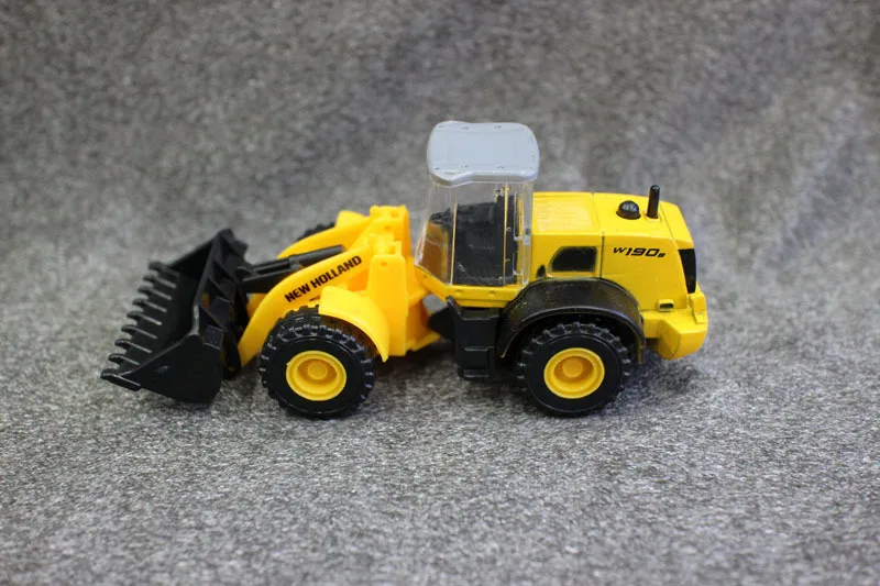 Гигантская Лопата для экскаватора из литого металлического сплава 1:64 |