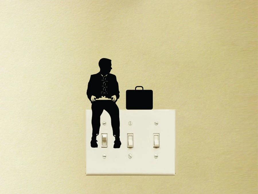 Стикер виниловый GA391 с изображением среднего возраста мужчины, держащего еду и смотрящего на портфель, рядом с ним находится наклейка на выключатель света.