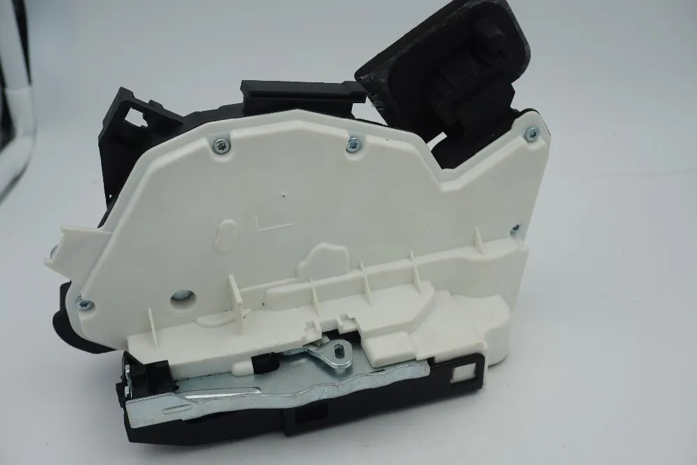 Подходит для VW Golf MK6 MK7 SPORTSVAN JETTA POLO(6R) Skoda Yeti LEON III(5F) ST привод защелки дверного замка VI(1 K) VII(AU