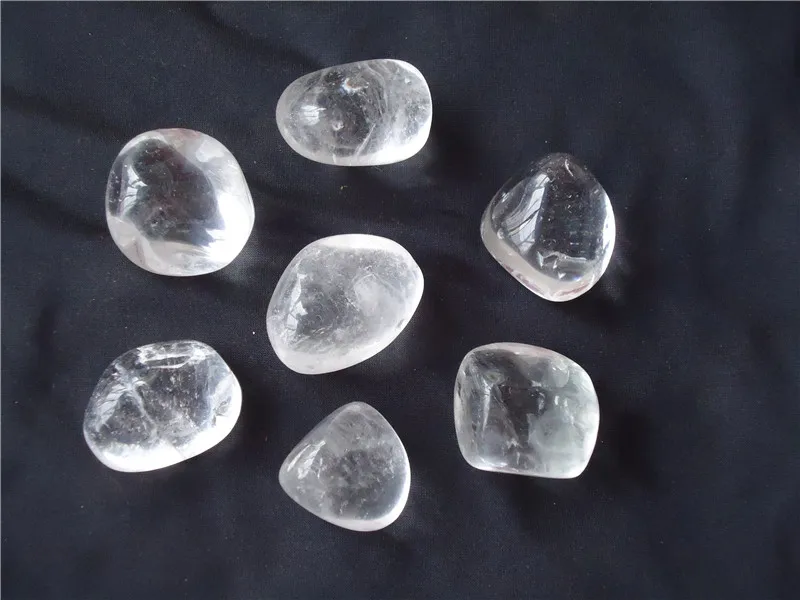 7 натуральных камней прозрачный кварц большие опущенные камни чакра