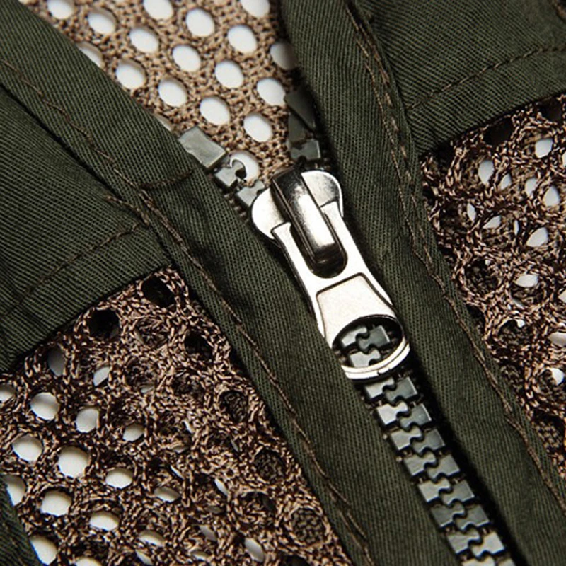 

Spring and Autumn Mens Waistcoat Multi-pocket Colete Photography Vest Plus Size Mens Tactical Vests For Sale Free Shipping S2783