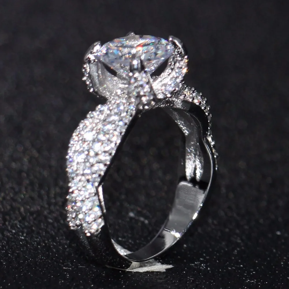 Ювелирное изделие в винтажном стиле 14 карат белое золото круглая огранка AAA