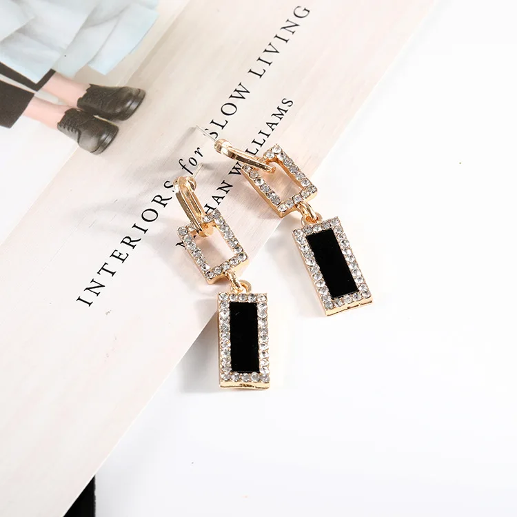 Eleple Dropshipping Trendy Geometric Dangle Earrings for Woman Nightclub Special Earring Party Fashion Jewelry Supplier B1024 | Украшения и