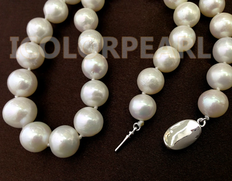 

WEICOLOR The Best Jewelry For Ladies! Big 11-13.5MM Round White Cultured Natural Freshwater Pearl Necklace.