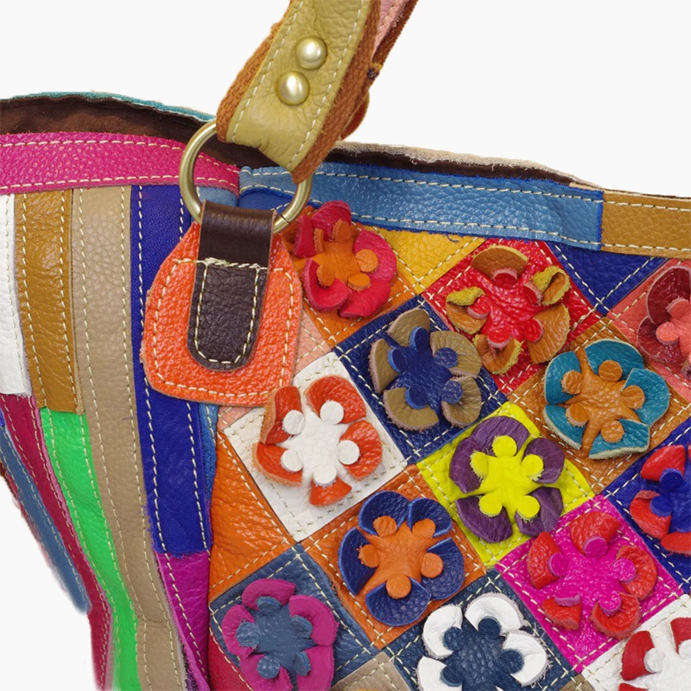 Женская сумка мессенджер Caerlif из натуральной кожи с цветком разных цветов