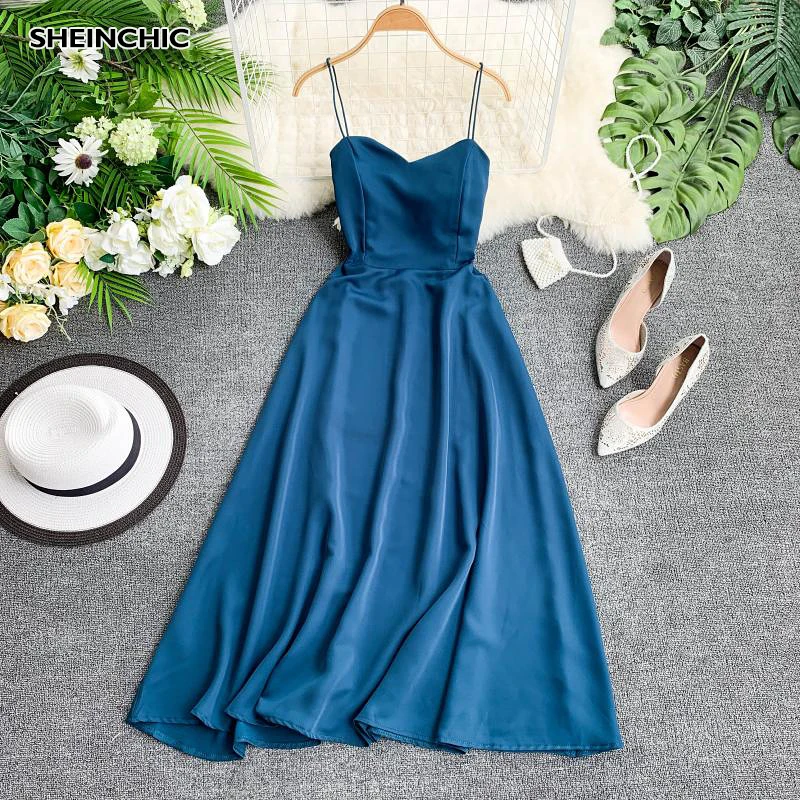 Женское винтажное платье миди на бретелях спагетти элегантное с V образным