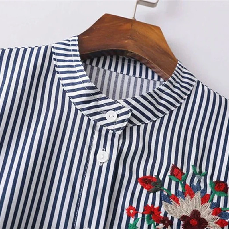 Женская блузка с вышивкой LERFEY синяя в полоску цветочным принтом Повседневная