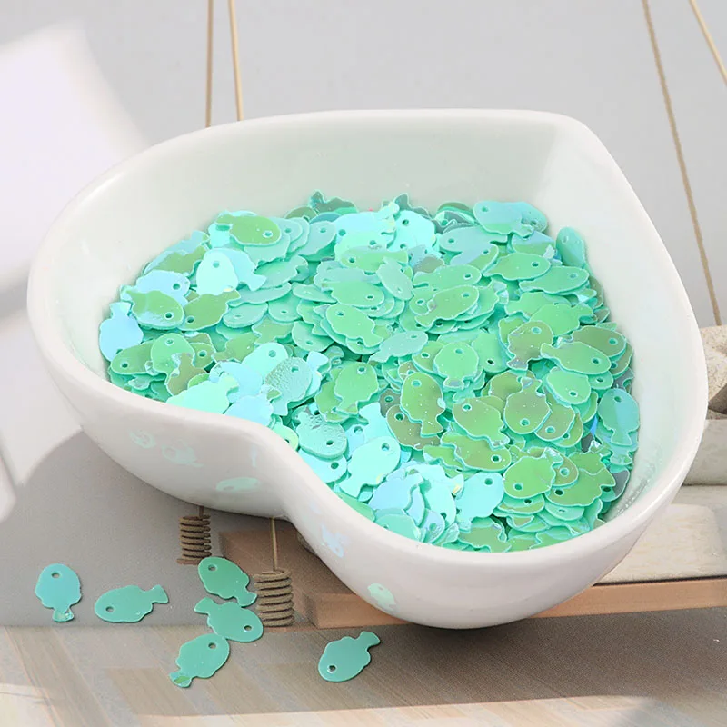 10 г/пакет 5*7 мм Красочные рыбки блестки DIY Slime материал блестки Lentejuelas фитинги для рукоделия ремесло бижутерия 720 шт
