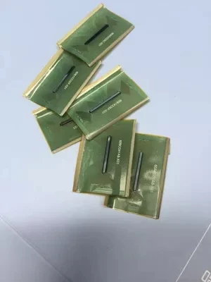 Новый и оригинальный ЖК дисплей модуль драйвера (COF/TAB) IC : NT39985H C02M9A