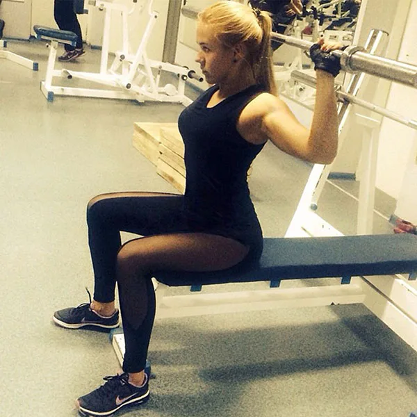 Женский спортивный комбинезон без рукавов с открытой спиной сетчатый длинный в