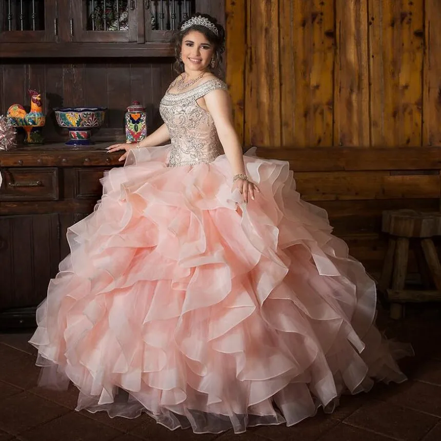 Ball Gown Quinceanera Dresses Beading Crystals Sweet 16 Years For 15 Year Birthday Party Prom Gowns Vestido De 15 Anos