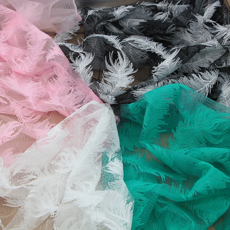 Tela de encaje bordado de malla con diseño de plumas, Material de falda de tul para vestido de novia, retazos de kumas por metros