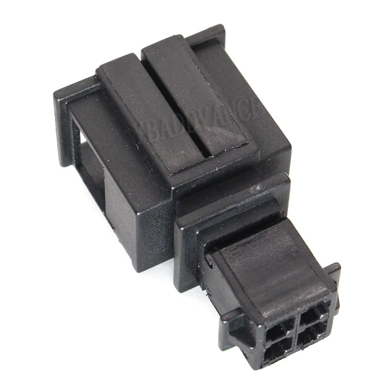3B0 972 732 4 pin мужской Электрический корпус соединитель аксессуары для