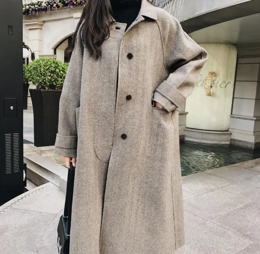 Женское винтажное пальто из шерсти светло серое с отложным воротником и