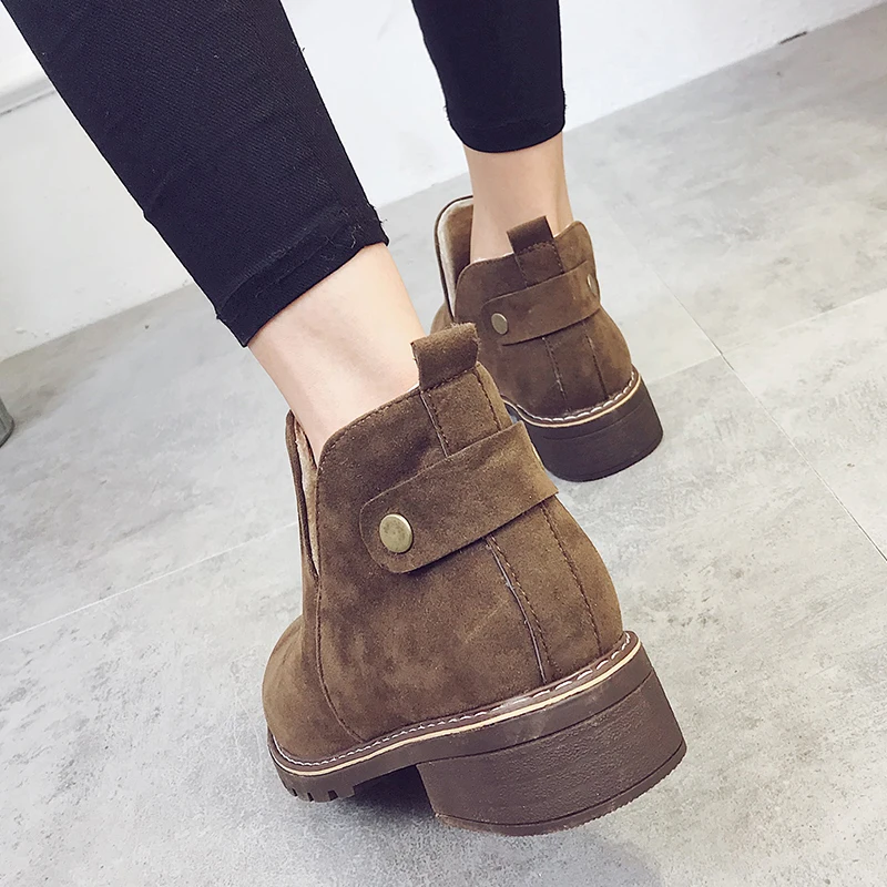 Новинка 2018 года зимние женские ботинки Челси в британском стиле короткие