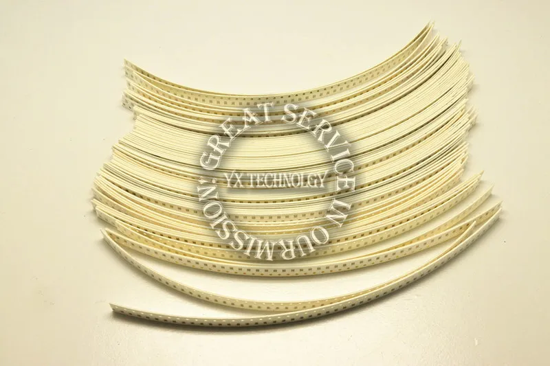 Обычно используется 71 вид * 50 шт = 3550 (0.5PF-22 мкФ) 0805 SMD емкость Ассорти Комплект |