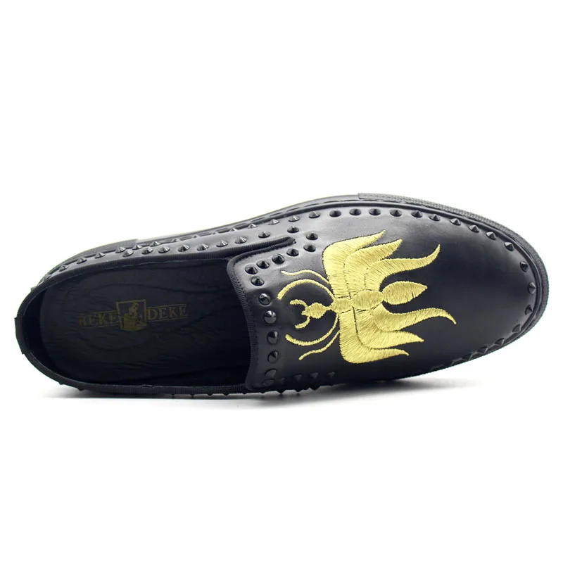 Мужские сандалии из натуральной кожи Черные слипоны с заклепками и вышивкой