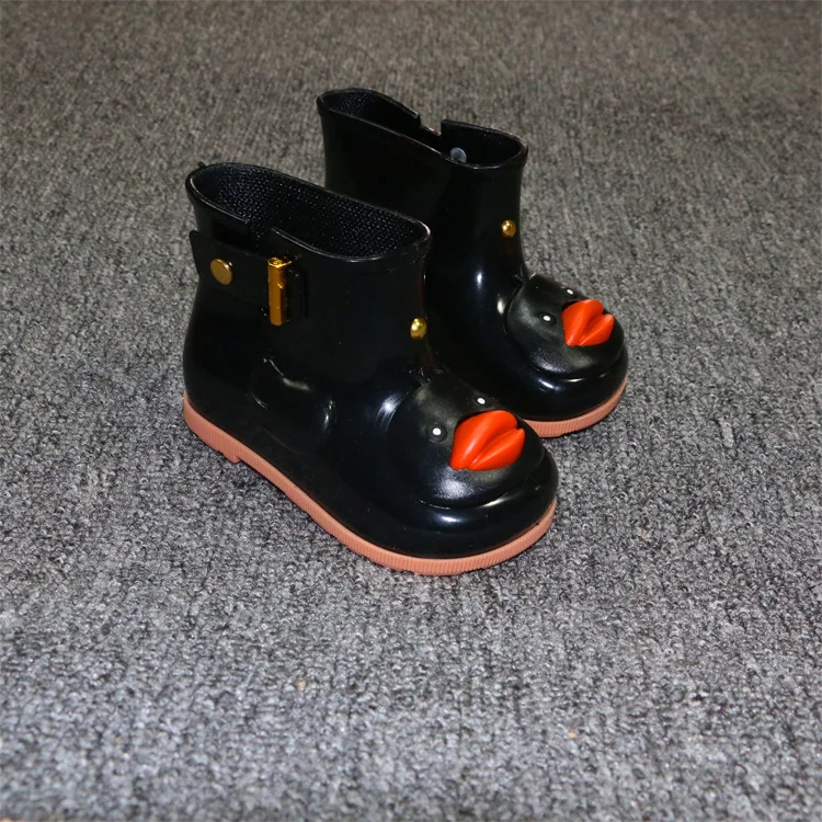 Непромокаемые сапоги для мальчиков и девочек милые непромокаемые из ПВХ с