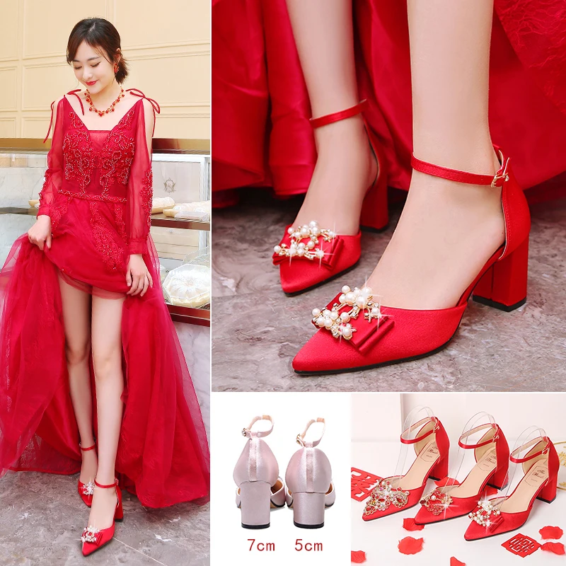 Красные туфли открытые свадебные женские красные в китайском стиле для невесты