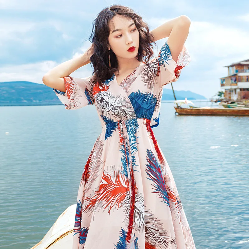 Шифоновое платье-макси с оборками V-образным вырезом и цветочным принтом |