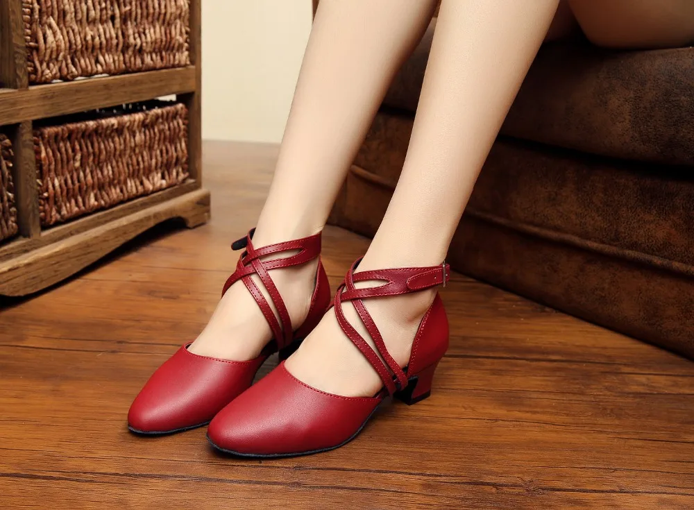 Спортивная обувь для латиноамериканских танцев Женская взрослых кожаная