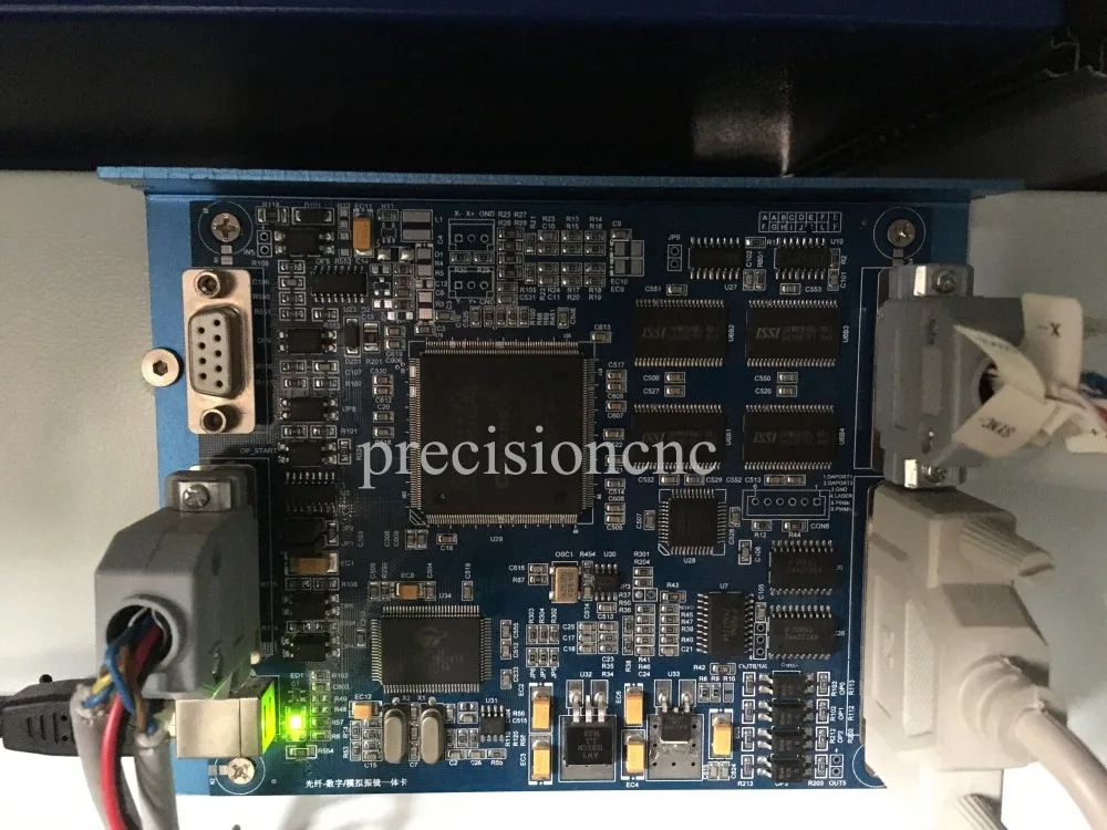 Маленькие рабочие части волоконная лазерная маркировочная машина для