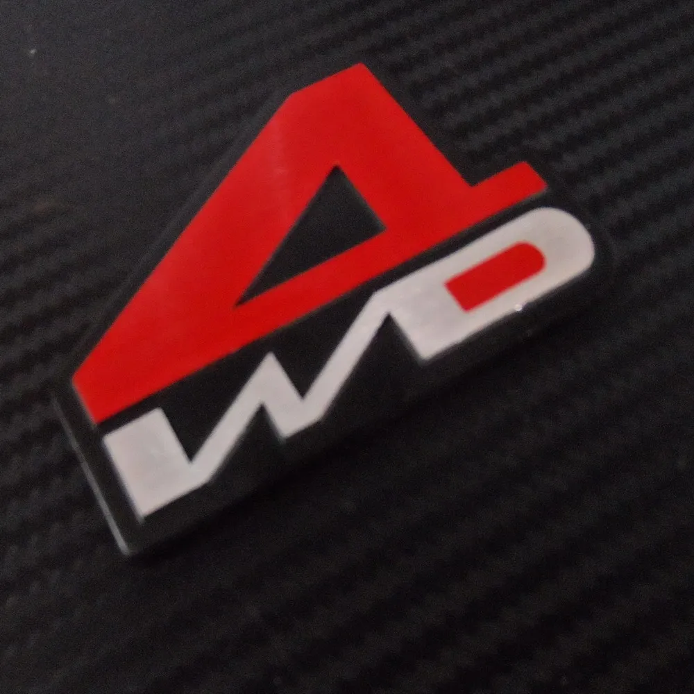 Автомобильный значок 3D логотип 4WD четырехколесный привод металлический алой