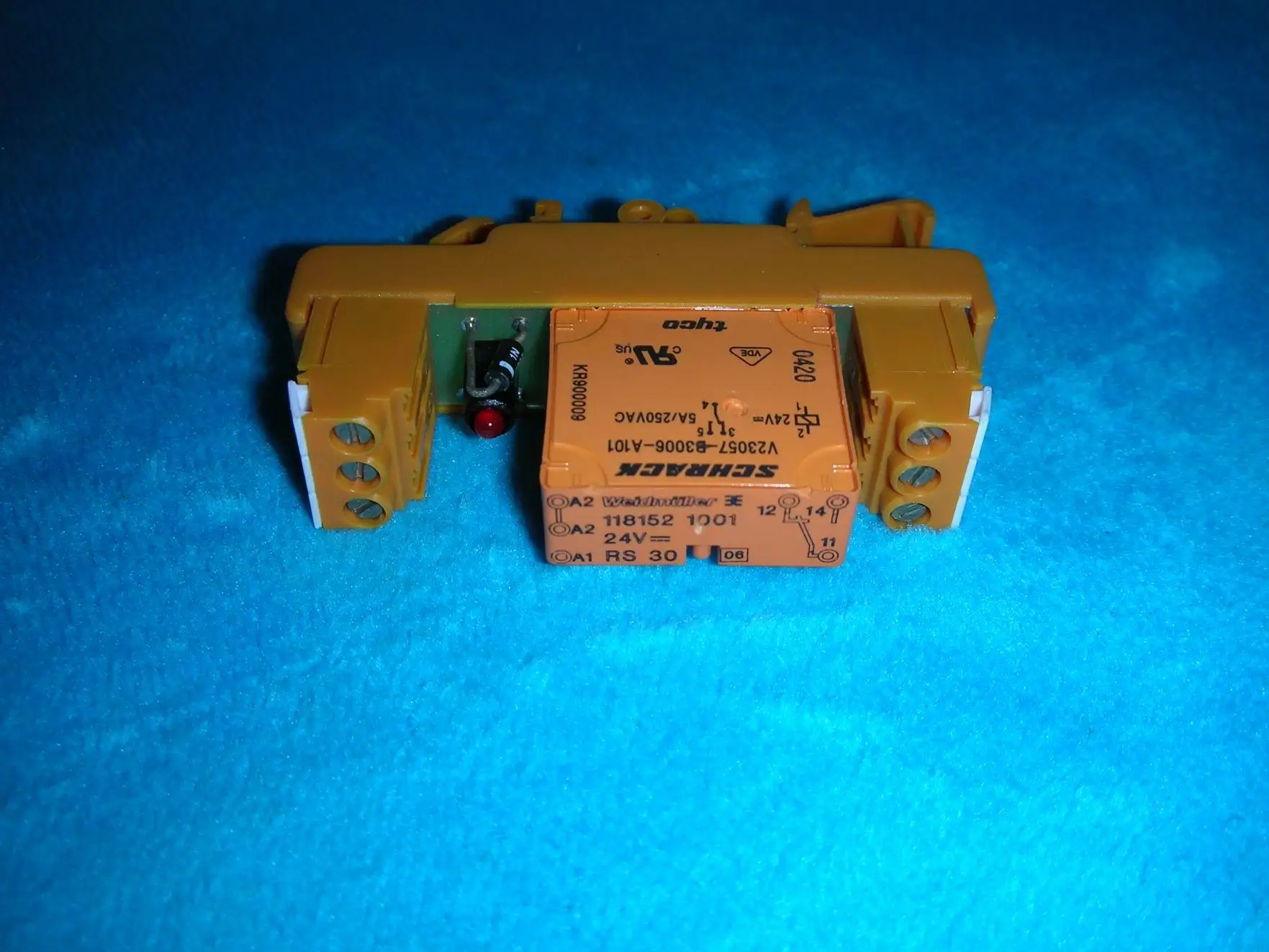 5PC USED SCHRACK relay V23057 B3006 - A101 | Обустройство дома