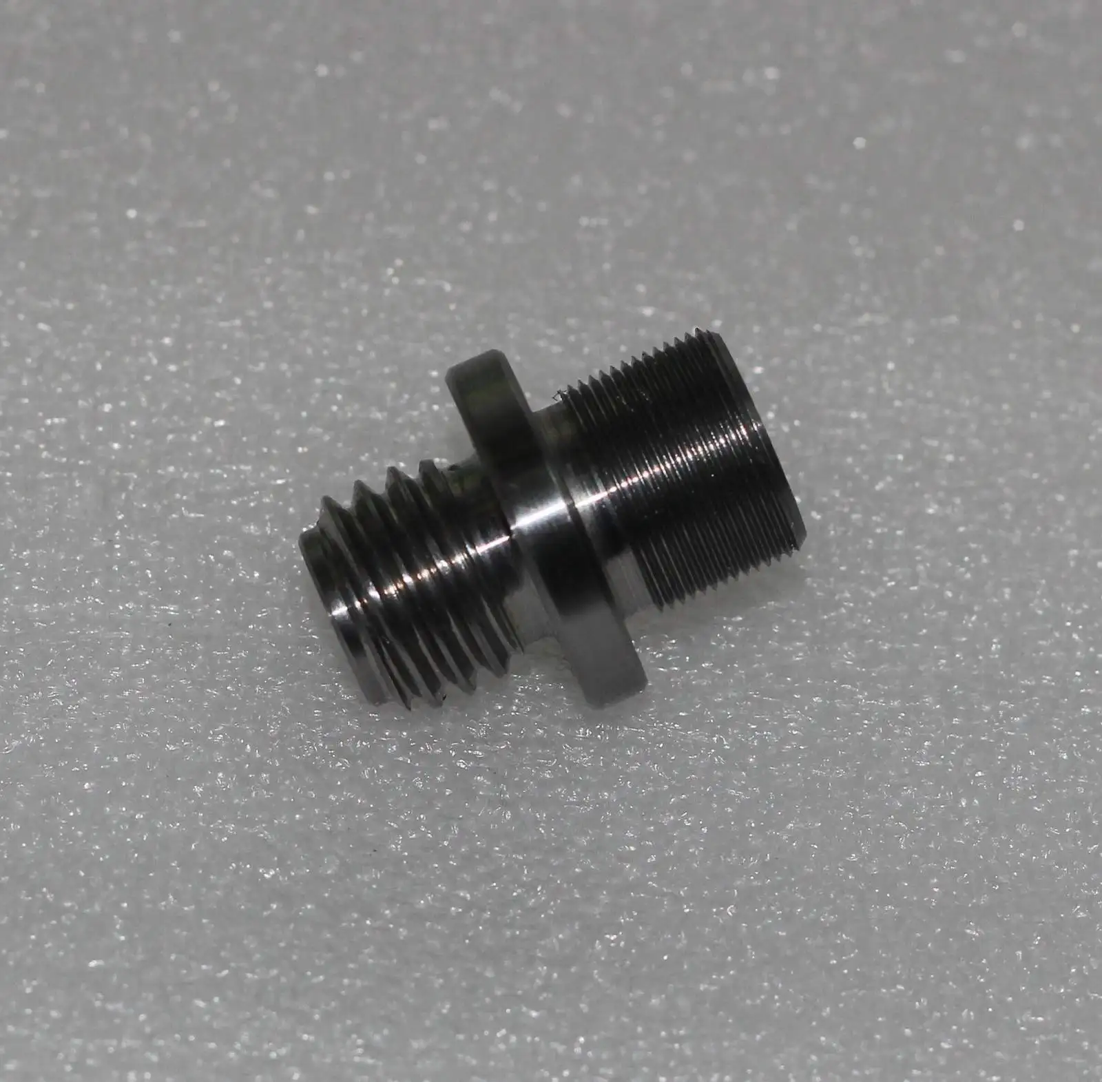 

NEW M16 to 5/8"-11 adaptor prism adaptor for prism pole