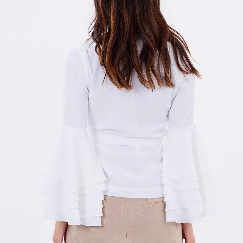 Женская блузка с рукавами-фонариками TWOTWINSTYLE белая Повседневная Блузка v-образным