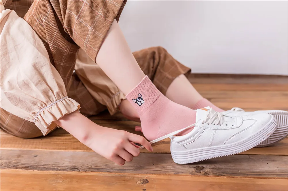CHAOZHU Women Cute French Bulldog Embroidery Grey Green Pink Black Yellow Five Colors Cotton Knitting Winter Autumn Warm Socks