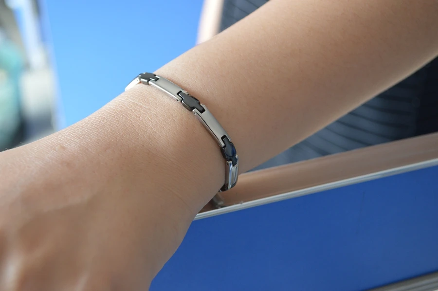 Лучший подарок для пар юбилей черный и белый женский керамический крест