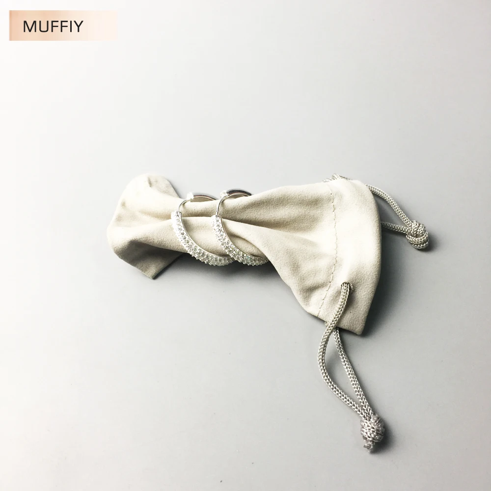 Серьги кольца с белыми закрепками на петлях креольские серьги в европейском