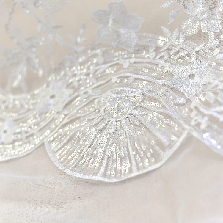 Latest Luxury White Beading Sequin Embroidery Lace Fabric for Wedding Dress | Дом и сад