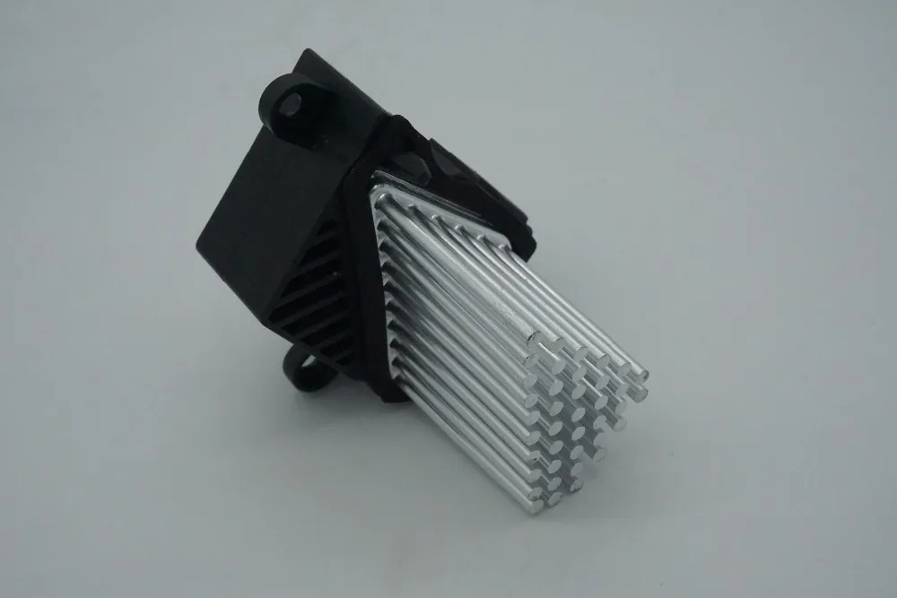 Электродвигатель вентилятора подачи теплого воздуха финальной стадии резистор