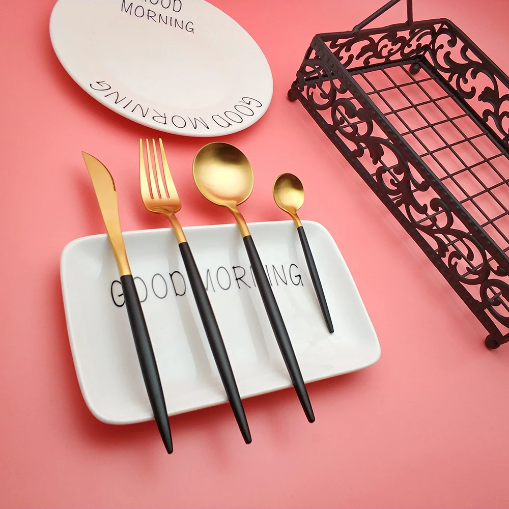 Женская столовая посуда черного и золотого цвета 4 шт. столовые приборы из