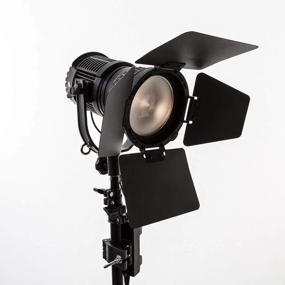 NanGuang Bi-Цвет Светодиодный прожектор с линзой Френеля светильник CN-30FC - NGCN30FC CD50 |