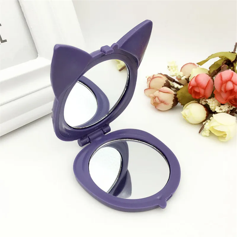 

Sailor Moon Luna Cat Cosplay Pocket Mirror Mini Women Girls Double-Side Folding Cosmetics Mirrors for Halloween Party Gifts