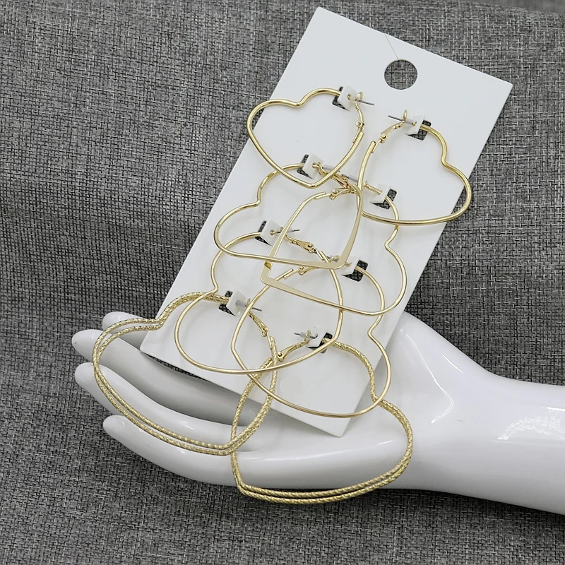 

Luxshine Pack of 4 Gold Color Heart Hoop Earring Set for Women Fashion Statement Big Circle Earring Brincos Jewelry