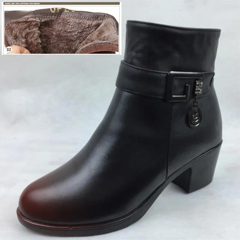 Black fluff Женские ботинки из натуральной кожи; коллекция года; зимние женские ботинки из натуральной кожи с подкладкой из толстой шерсти; женская зимняя обувь; большие размеры - Цвет: Black fluff