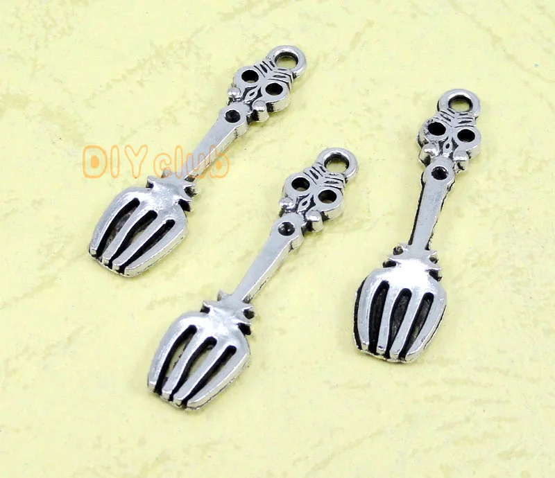 

60pcs- Antique Silver Tone 3D Fork Charms Pendant, DIY Supplies 34x9mm