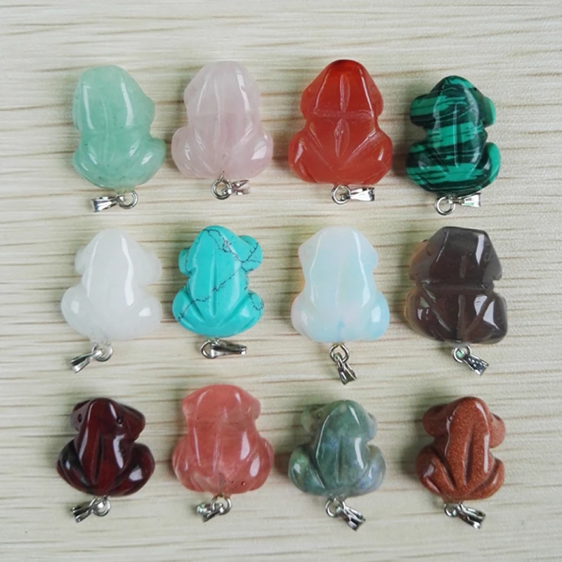 Оптовая продажа подвески из смешанного натурального камня в виде лягушки для